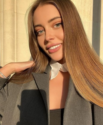 Даниела